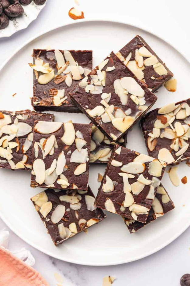 30 Rich & Utterly Irresistible Chocolate Desserts That Instantly Fix a Bad Day Fast 30 Rich & Utterly Irresistible Chocolate Desserts That Instantly Fix a Bad Day Fast