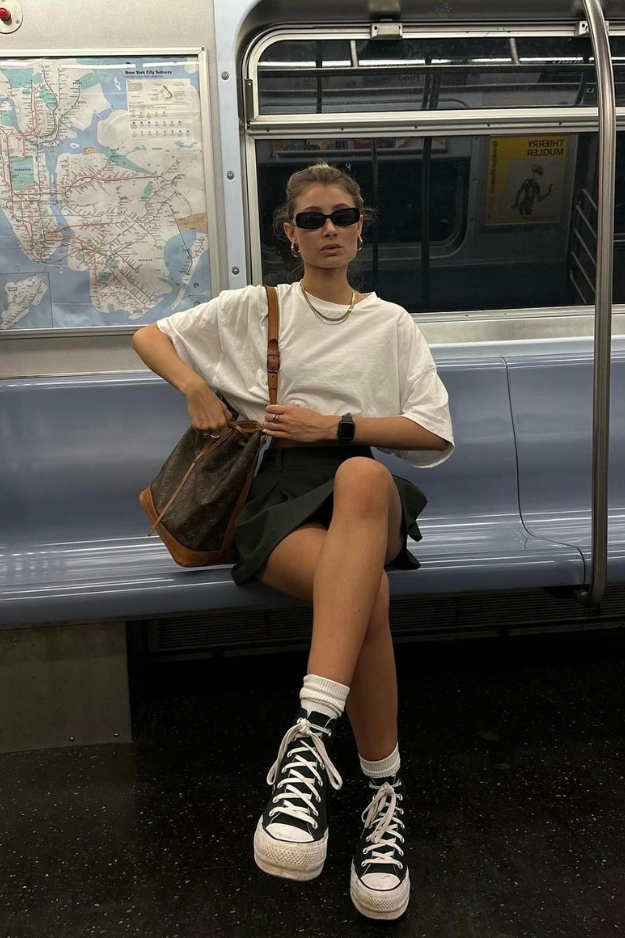 18 Converse Outfits You Can Wear on Repeat Without Getting Bored 18 Converse Outfits You Can Wear on Repeat Without Getting Bored