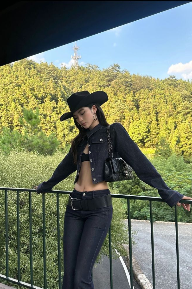 21 Cowgirl Outfits Perfect for Concerts, Festivals, and Summer Nights 21 Cowgirl Outfits Perfect for Concerts, Festivals, and Summer Nights