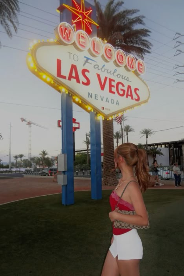 23 Hot-Girl Las Vegas Outfits Made for Rooftops, Casinos, and Late Nights 23 Hot-Girl Las Vegas Outfits Made for Rooftops, Casinos, and Late Nights