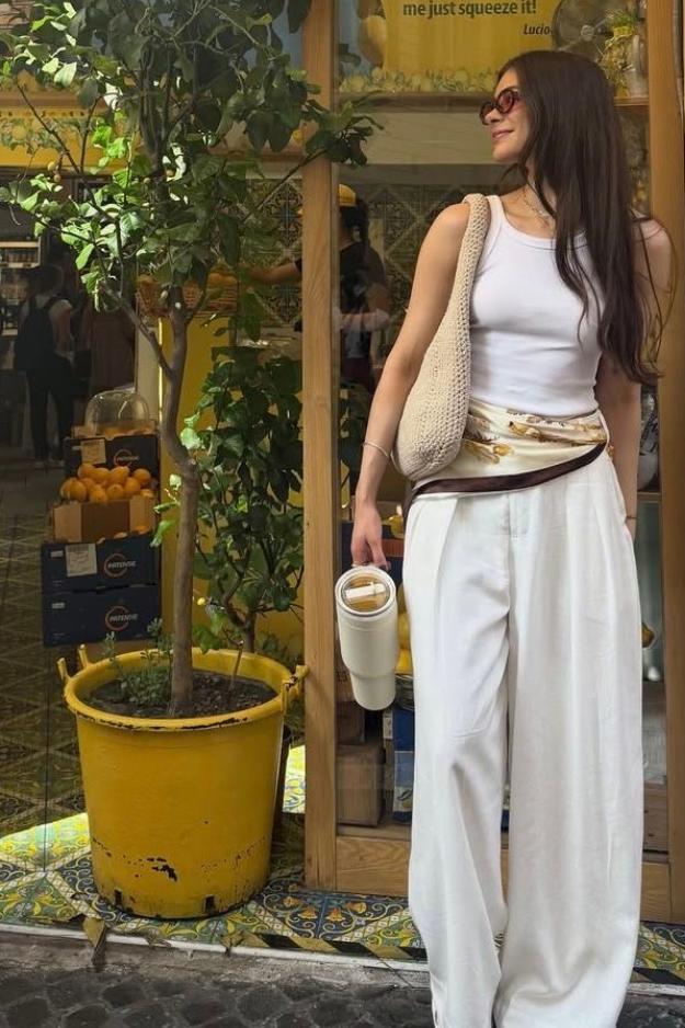 18 Effortless & Endlessly Stylish Linen Pants Outfits That Will Carry You Through Every Season 18 Effortless & Endlessly Stylish Linen Pants Outfits That Will Carry You Through Every Season