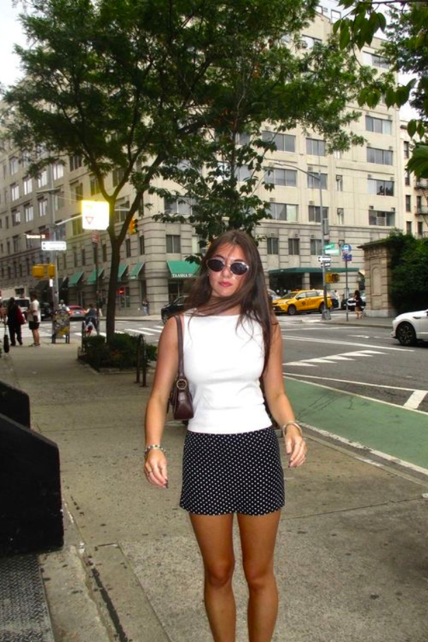 34 NYC Summer Outfits That Keep You Cool Without Killing the Outfit 34 NYC Summer Outfits That Keep You Cool Without Killing the Outfit