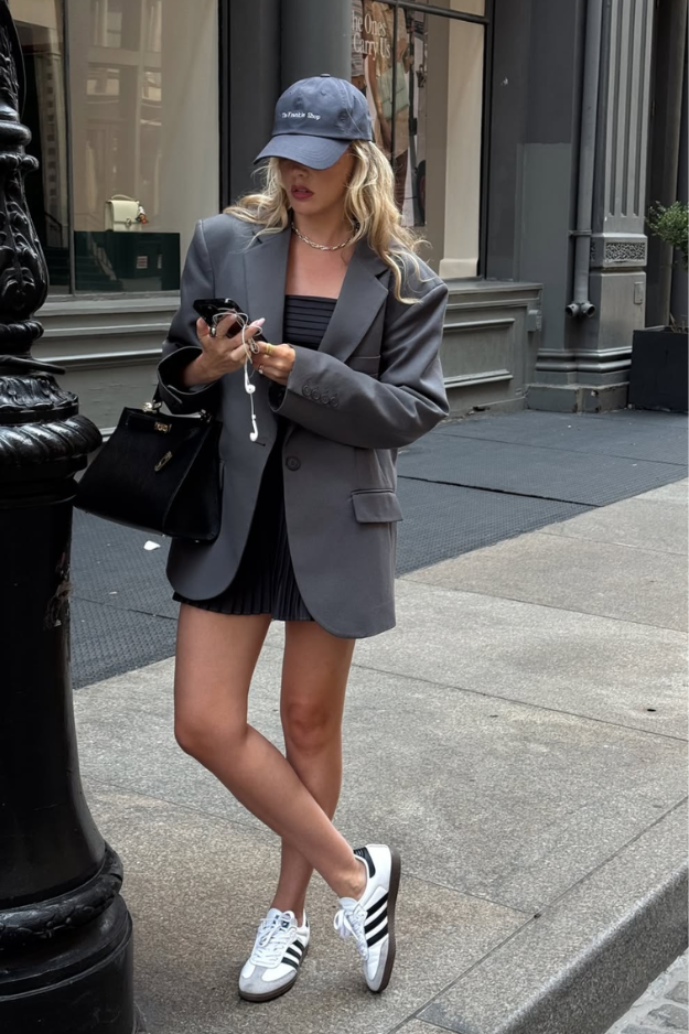 34 NYC Summer Outfits That Keep You Cool Without Killing the Outfit 34 NYC Summer Outfits That Keep You Cool Without Killing the Outfit