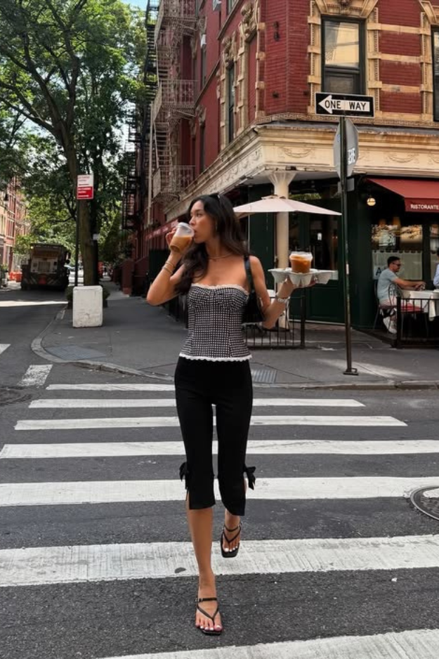 34 NYC Summer Outfits That Keep You Cool Without Killing the Outfit 34 NYC Summer Outfits That Keep You Cool Without Killing the Outfit