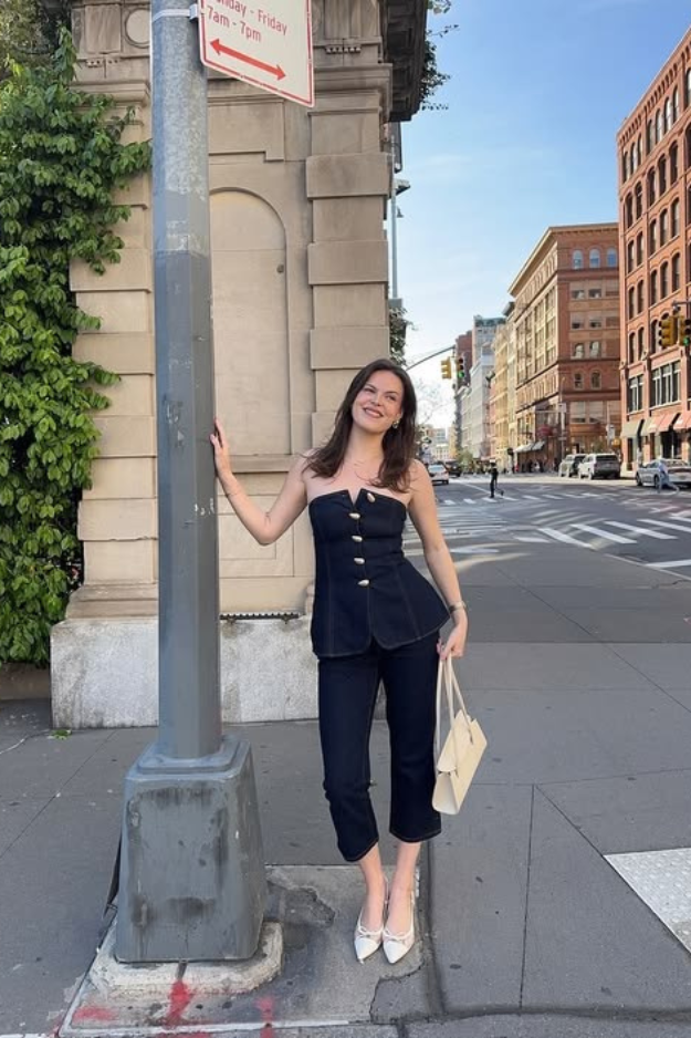34 NYC Summer Outfits That Keep You Cool Without Killing the Outfit 34 NYC Summer Outfits That Keep You Cool Without Killing the Outfit