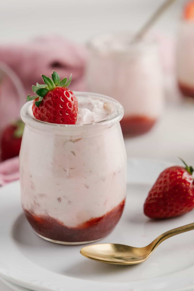 26 Strawberry Desserts That Are Almost Too Pretty to Eat (Almost) 26 Strawberry Desserts That Are Almost Too Pretty to Eat (Almost)