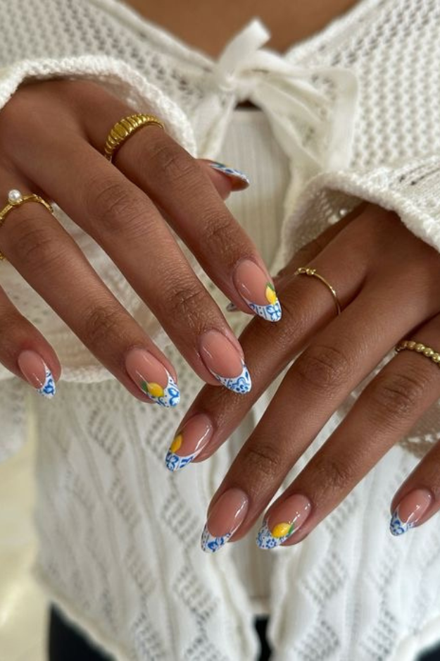 23 Cute Summer French Tips With Tiny Details That Make Them Low-Key Addictive 23 Cute Summer French Tips With Tiny Details That Make Them Low-Key Addictive