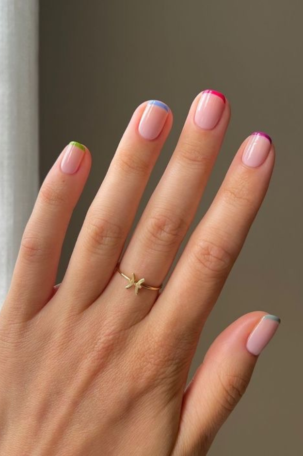23 Cute Summer French Tips With Tiny Details That Make Them Low-Key Addictive 23 Cute Summer French Tips With Tiny Details That Make Them Low-Key Addictive