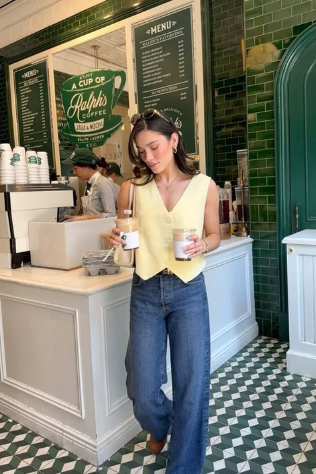 22 Wide Leg Jeans Outfits That Make You Look Instantly Cooler Without Trying 22 Wide Leg Jeans Outfits That Make You Look Instantly Cooler Without Trying