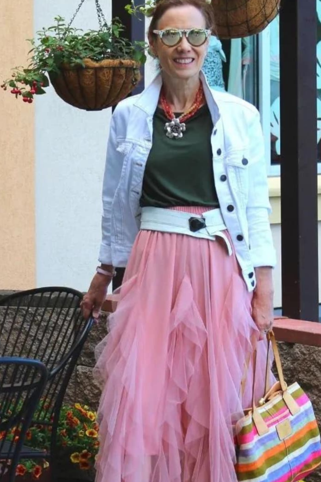 3 15 Fashion Mistakes Women Over 50 Make (And Exactly How to Fix Them)