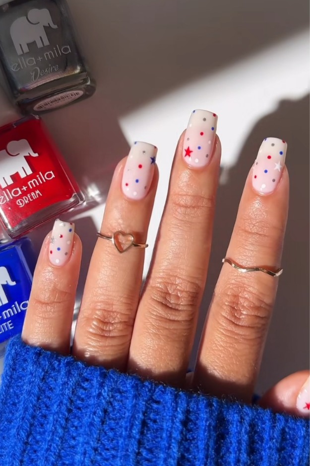 27 Cute 4th of July Nail ideas That Were Basically Made for Fireworks Photos 27 Cute 4th of July Nail ideas That Were Basically Made for Fireworks Photos