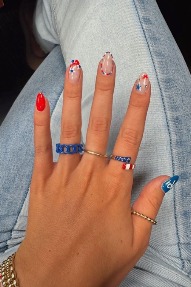 27 Cute 4th of July Nail ideas That Were Basically Made for Fireworks Photos 27 Cute 4th of July Nail ideas That Were Basically Made for Fireworks Photos