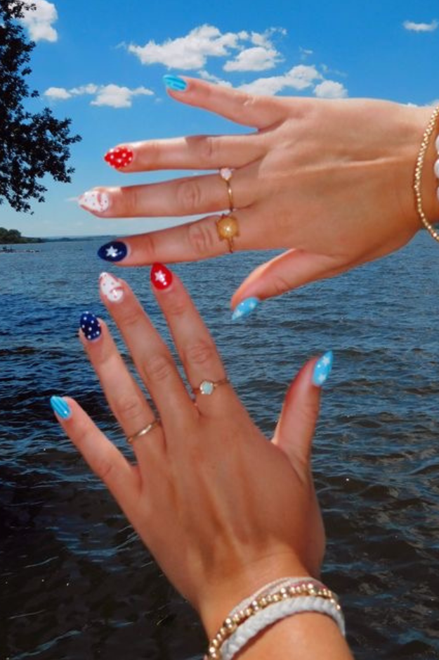 27 Cute 4th of July Nail ideas That Were Basically Made for Fireworks Photos 27 Cute 4th of July Nail ideas That Were Basically Made for Fireworks Photos