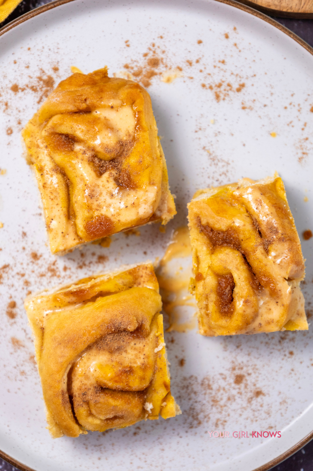 Pumpkin Cinnamon Rolls That Smell Like You Accidentally Opened a Bakery at Home Pumpkin Cinnamon Rolls That Smell Like You Accidentally Opened a Bakery at Home