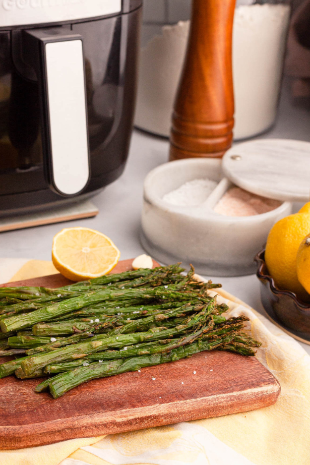 35 Easy Asparagus Recipes That Make Vegetables Feel Weirdly Exciting 35 Easy Asparagus Recipes That Make Vegetables Feel Weirdly Exciting