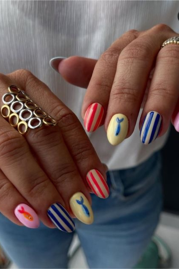 17 Statement Fish Nails That Were Definitely Made to Get Compliments 17 Statement Fish Nails That Were Definitely Made to Get Compliments