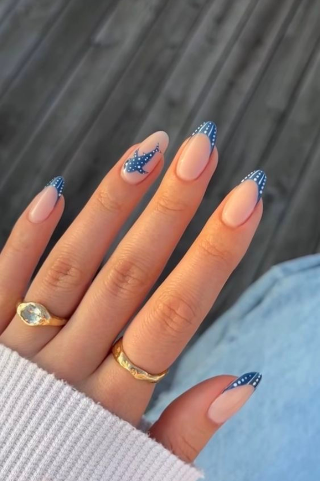 17 Statement Fish Nails That Were Definitely Made to Get Compliments 17 Statement Fish Nails That Were Definitely Made to Get Compliments