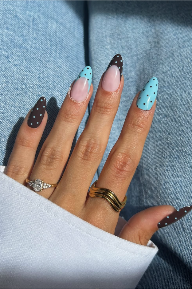 17 Trendy July Nails That Feel Like Sunshine, Iced Drinks, and Late Summer Nights 17 Trendy July Nails That Feel Like Sunshine, Iced Drinks, and Late Summer Nights