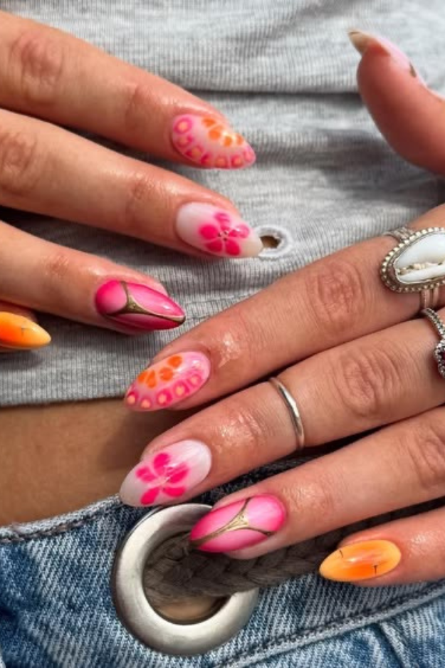 17 Trendy July Nails That Feel Like Sunshine, Iced Drinks, and Late Summer Nights 17 Trendy July Nails That Feel Like Sunshine, Iced Drinks, and Late Summer Nights