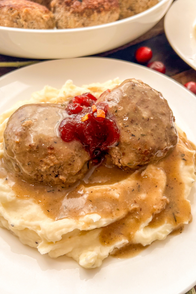 29 Juicy Meatball Recipes That Taste Like Someone’s Grandma Secretly Made Them 29 Juicy Meatball Recipes That Taste Like Someone’s Grandma Secretly Made Them
