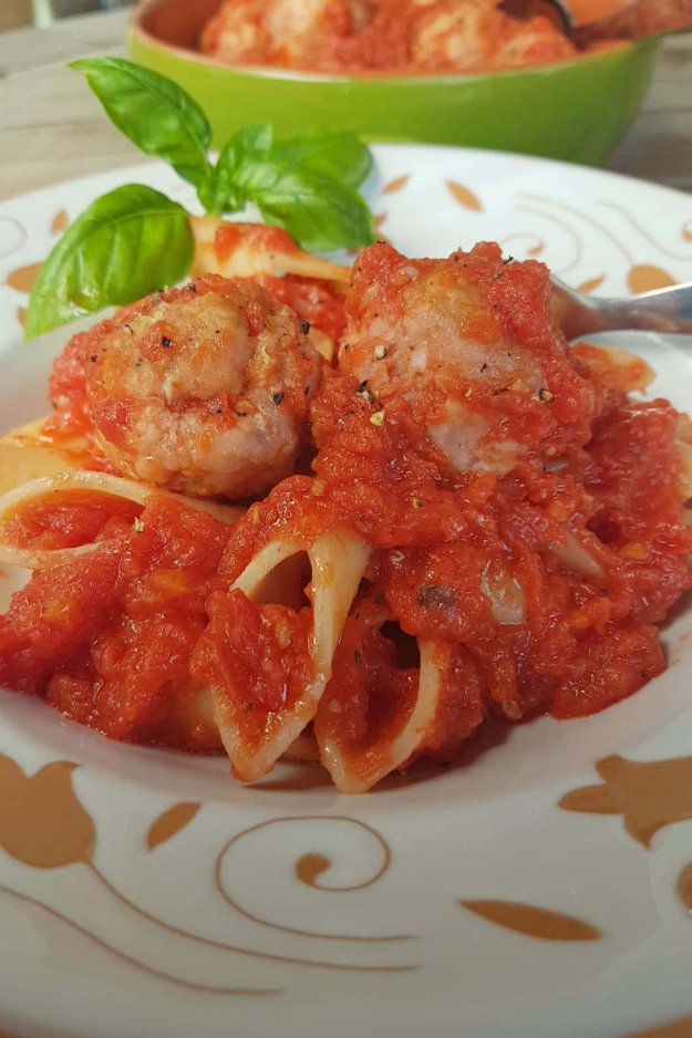 29 Juicy Meatball Recipes That Taste Like Someone’s Grandma Secretly Made Them 29 Juicy Meatball Recipes That Taste Like Someone’s Grandma Secretly Made Them
