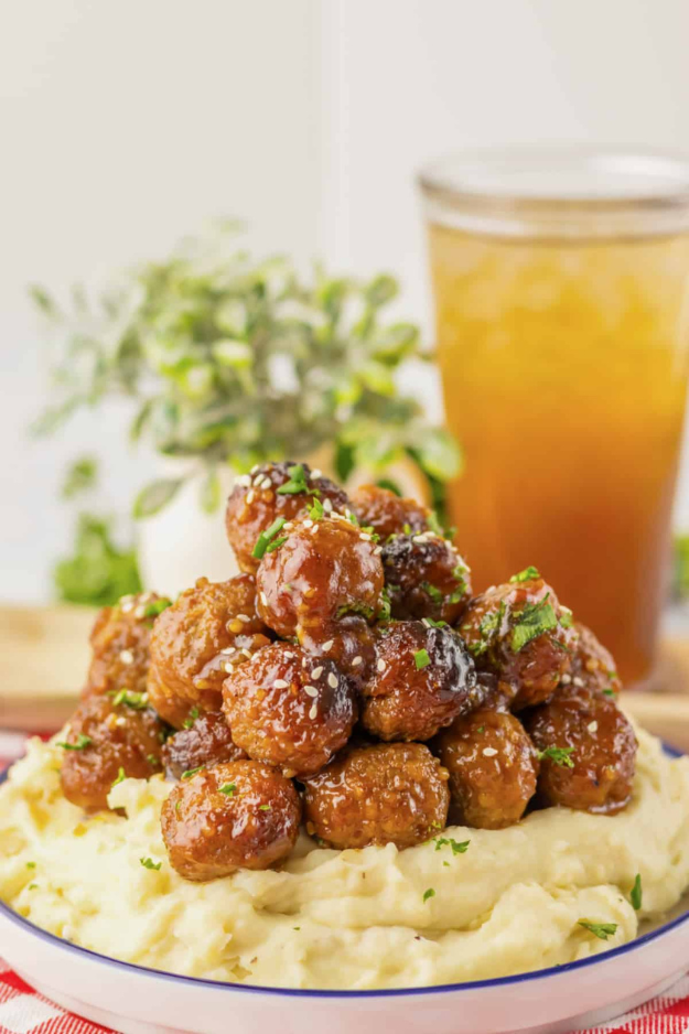 29 Juicy Meatball Recipes That Taste Like Someone’s Grandma Secretly Made Them 29 Juicy Meatball Recipes That Taste Like Someone’s Grandma Secretly Made Them