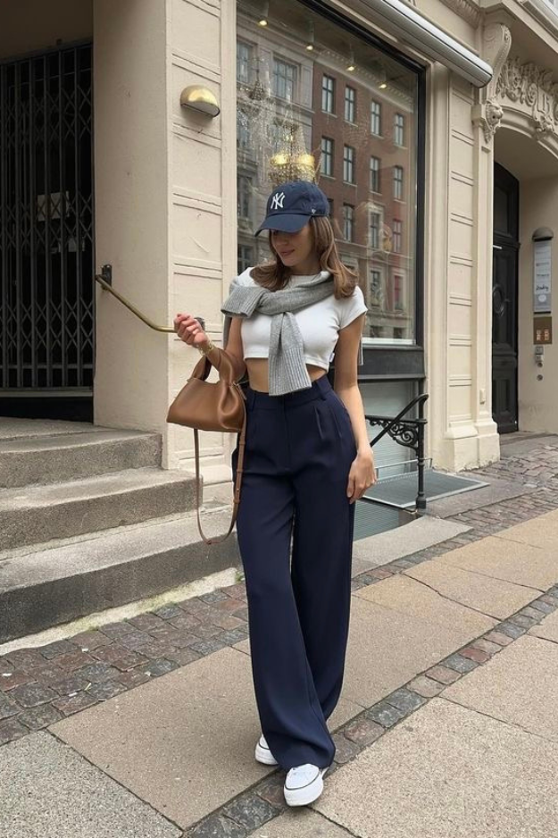 Classy Navy Blue Pants Outfits That Make Getting Dressed Feel Effortless Classy Navy Blue Pants Outfits That Make Getting Dressed Feel Effortless