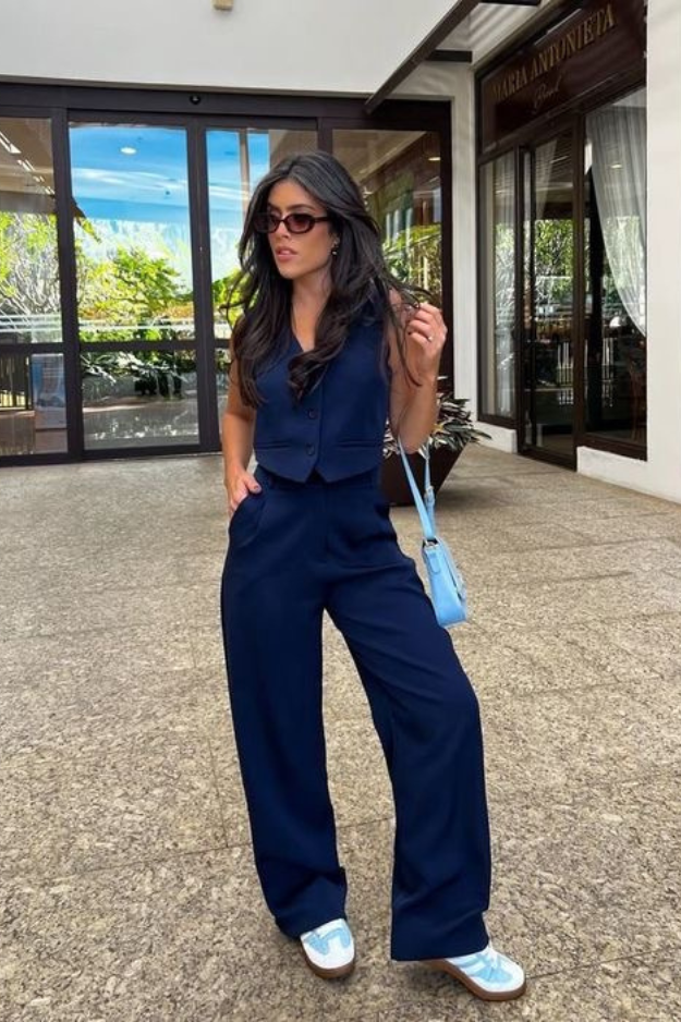 Classy Navy Blue Pants Outfits That Make Getting Dressed Feel Effortless Classy Navy Blue Pants Outfits That Make Getting Dressed Feel Effortless