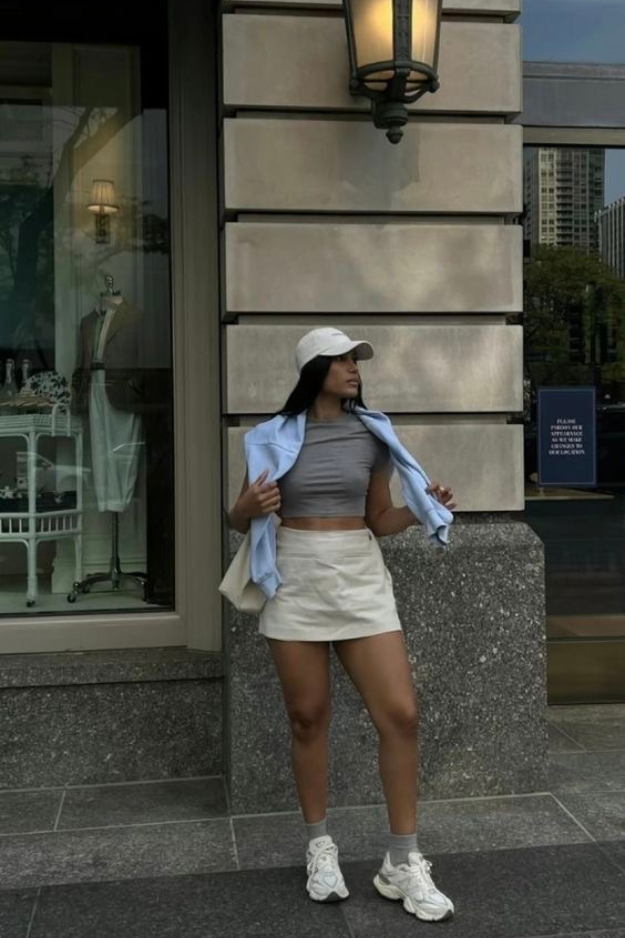 22 Cool-Girl New Balance 9060 Outfits That Make Chunky Sneakers Look So Good 22 Cool-Girl New Balance 9060 Outfits That Make Chunky Sneakers Look So Good