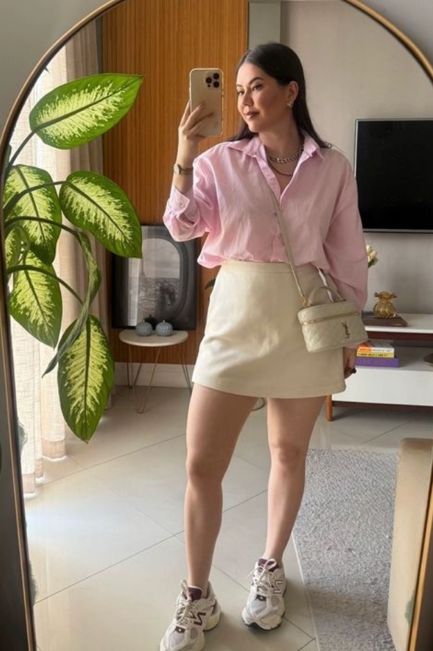22 Cool-Girl New Balance 9060 Outfits That Make Chunky Sneakers Look So Good 22 Cool-Girl New Balance 9060 Outfits That Make Chunky Sneakers Look So Good