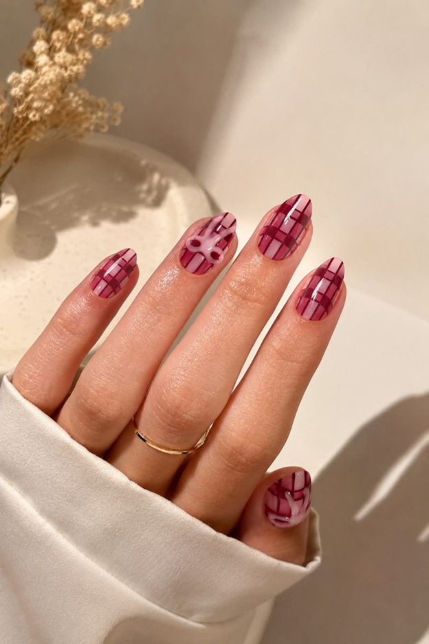 12 Pink Plaid Nails So Pretty, They Belong on a Pinterest Mood Board 12 Pink Plaid Nails So Pretty, They Belong on a Pinterest Mood Board