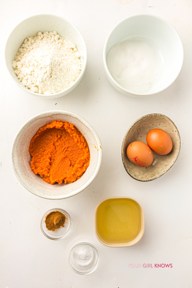 Pumpkin Muffins With Tall Bakery-Style Tops and the Softest Spiced Centers Pumpkin Muffins With Tall Bakery-Style Tops and the Softest Spiced Centers