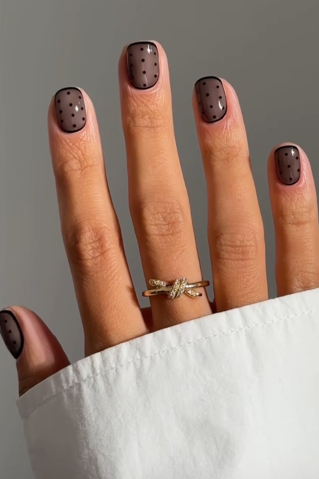 25 Clean-Girl Short Square Nails That Look Expensive Without Trying Too Hard 25 Clean-Girl Short Square Nails That Look Expensive Without Trying Too Hard