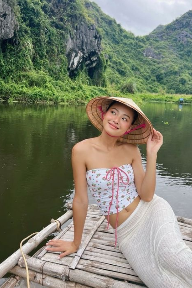 What to Wear in Vietnam to Dress Like You Own the Place (24 Outfits That Travel Well!) What to Wear in Vietnam to Dress Like You Own the Place (24 Outfits That Travel Well!)