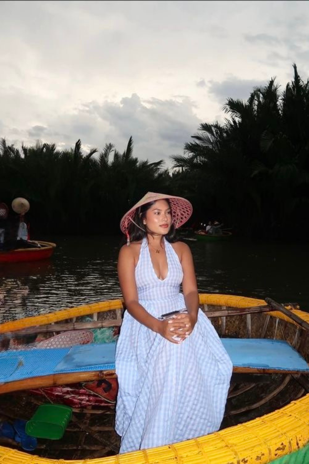 What to Wear in Vietnam to Dress Like You Own the Place (24 Outfits That Travel Well!) What to Wear in Vietnam to Dress Like You Own the Place (24 Outfits That Travel Well!)