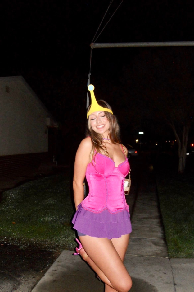 21 Easy Halloween Costumes That Get Compliments Without the Stress 21 Easy Halloween Costumes That Get Compliments Without the Stress