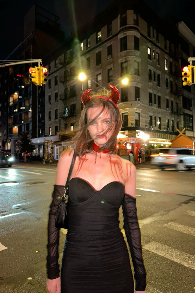 21 Scary Halloween Costumes Guaranteed to Be the Most Unsettling Look at the Party 21 Scary Halloween Costumes Guaranteed to Be the Most Unsettling Look at the Party