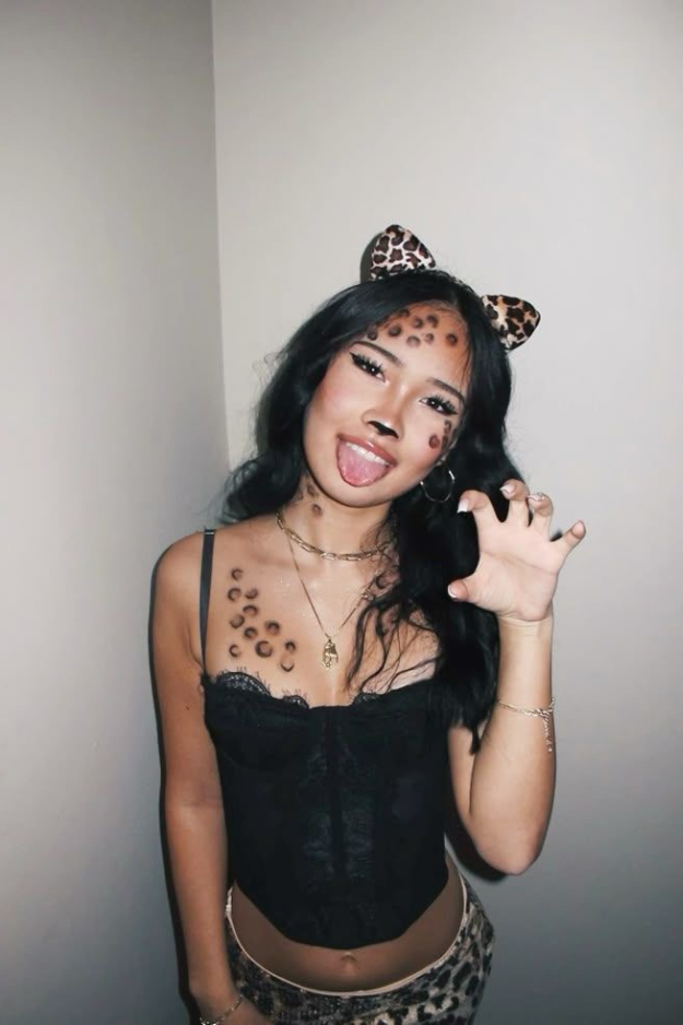 21 Easy Halloween Costumes That Get Compliments Without the Stress 21 Easy Halloween Costumes That Get Compliments Without the Stress