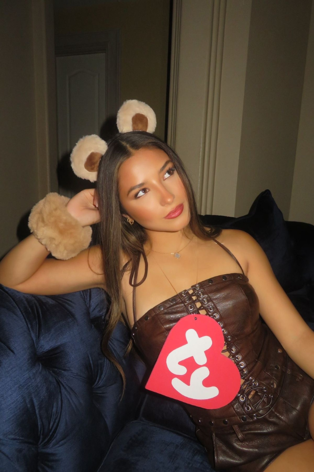 21 Easy Halloween Costumes That Get Compliments Without the Stress 21 Easy Halloween Costumes That Get Compliments Without the Stress