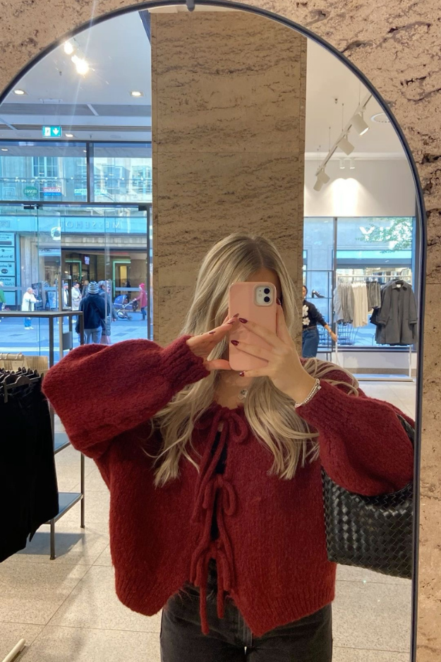 13 Sweater Trends 2026 That Make Basic Knits Feel Instantly Outdated 13 Sweater Trends 2026 That Make Basic Knits Feel Instantly Outdated