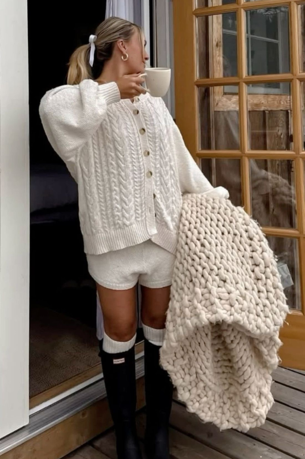 13 Sweater Trends 2026 That Make Basic Knits Feel Instantly Outdated 13 Sweater Trends 2026 That Make Basic Knits Feel Instantly Outdated