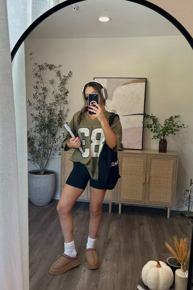 21 Back-to-School Outfits That Look Cool Without Looking Like You Tried Too Hard 21 Back-to-School Outfits That Look Cool Without Looking Like You Tried Too Hard