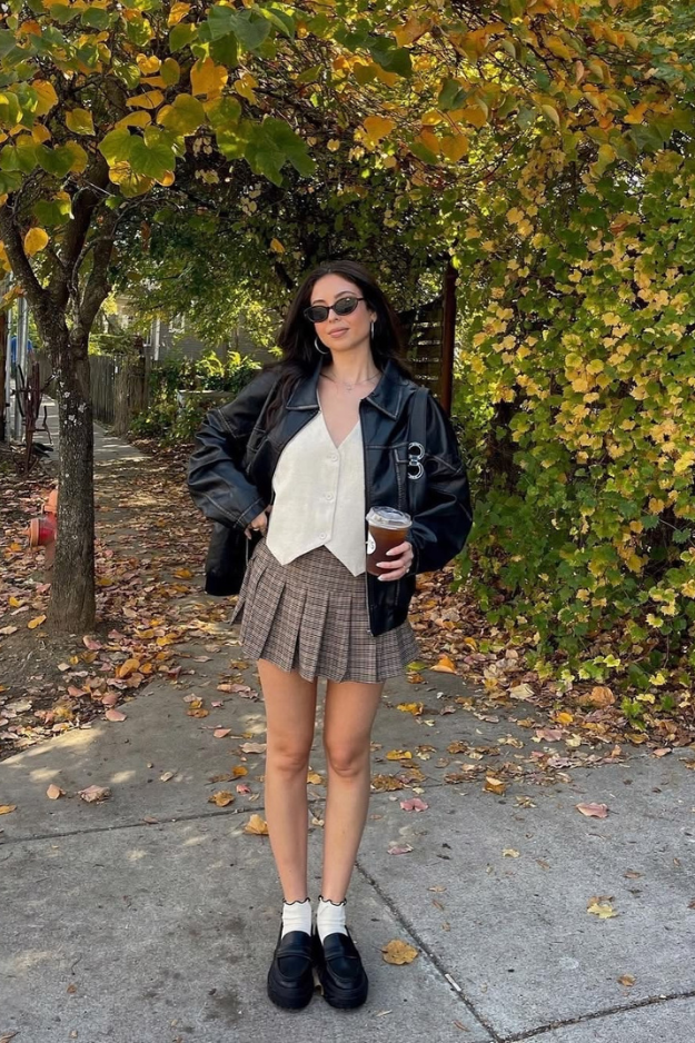 21 Casual Fall Outfits You’ll Reach for on Repeat All Season Long 21 Casual Fall Outfits You’ll Reach for on Repeat All Season Long