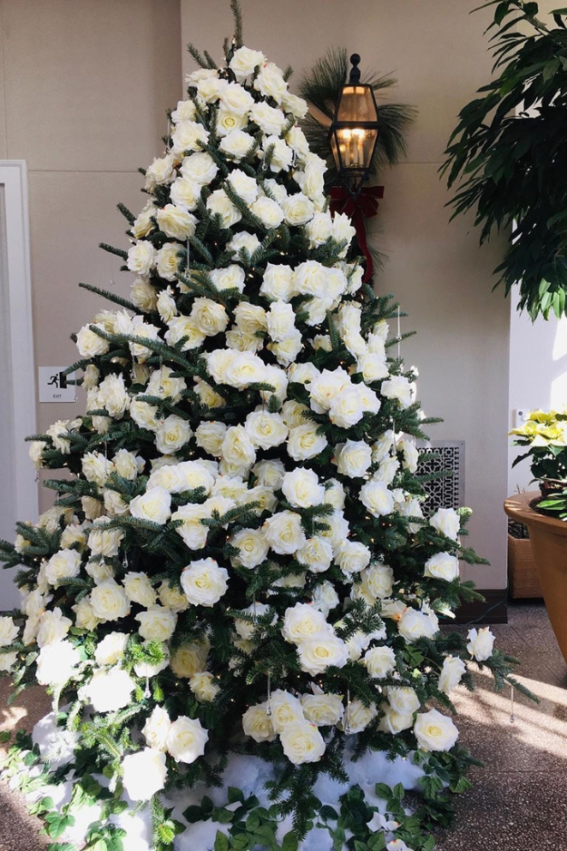 The 8 Christmas Tree Trends 2026 Making Traditional Trees Look a Little Predictable The 8 Christmas Tree Trends 2026 Making Traditional Trees Look a Little Predictable