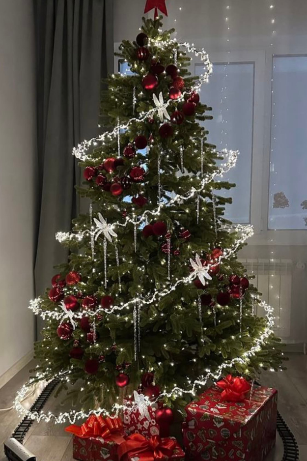 The 8 Christmas Tree Trends 2026 Making Traditional Trees Look a Little Predictable The 8 Christmas Tree Trends 2026 Making Traditional Trees Look a Little Predictable