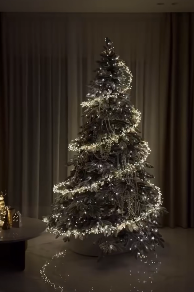 The 8 Christmas Tree Trends 2026 Making Traditional Trees Look a Little Predictable The 8 Christmas Tree Trends 2026 Making Traditional Trees Look a Little Predictable