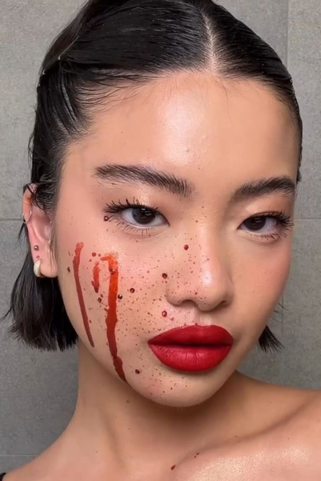 19 Damn Easy Halloween Makeup Ideas for People Who Forgot to Plan a Costume 19 Damn Easy Halloween Makeup Ideas for People Who Forgot to Plan a Costume