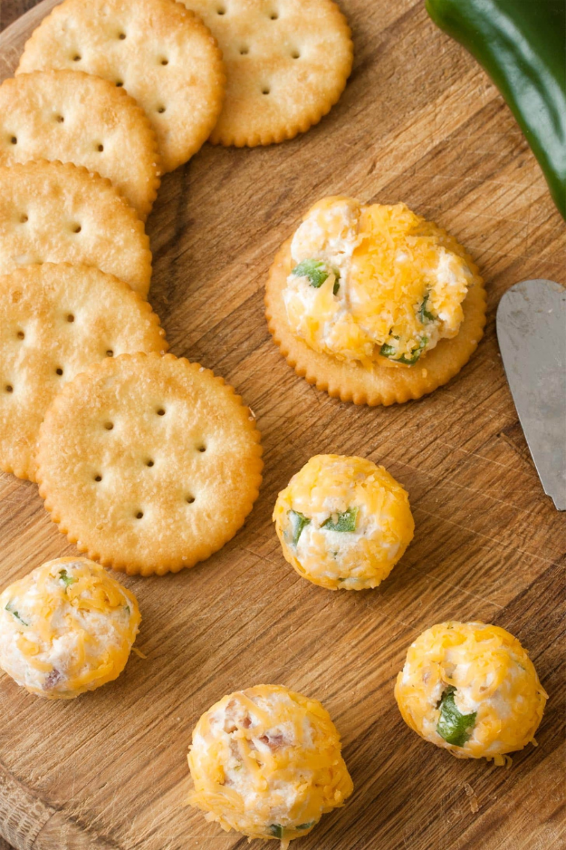 37 Fall Appetizers So Good, Guests Will Hover Around Them All Night 37 Fall Appetizers So Good, Guests Will Hover Around Them All Night