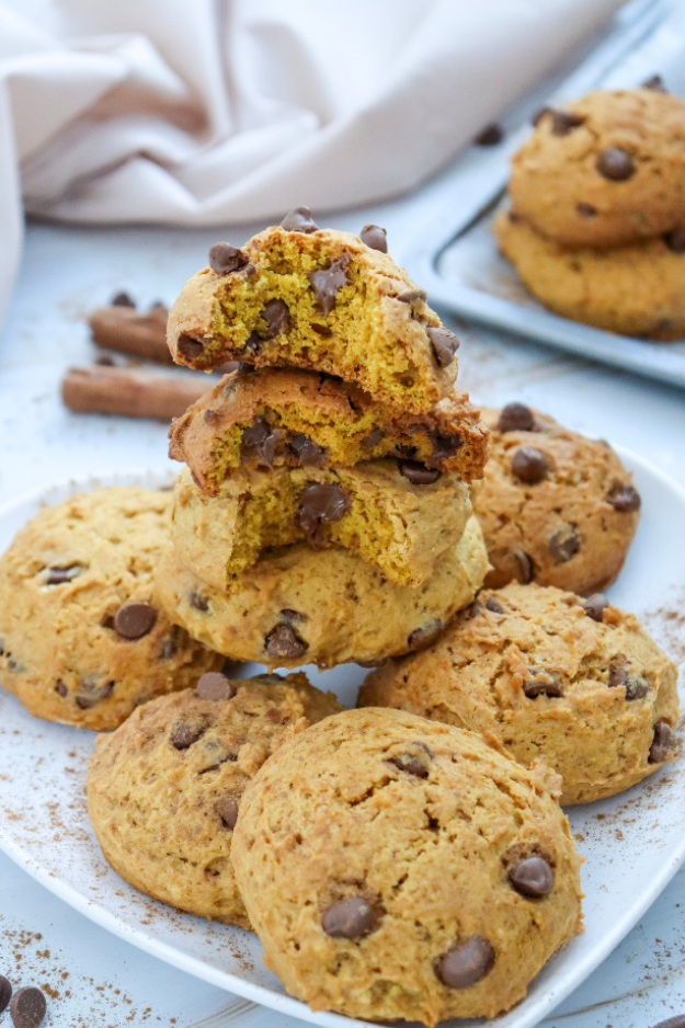 25 Fall Baking Recipes Everyone Starts Craving the Minute Temperatures Drop 25 Fall Baking Recipes Everyone Starts Craving the Minute Temperatures Drop