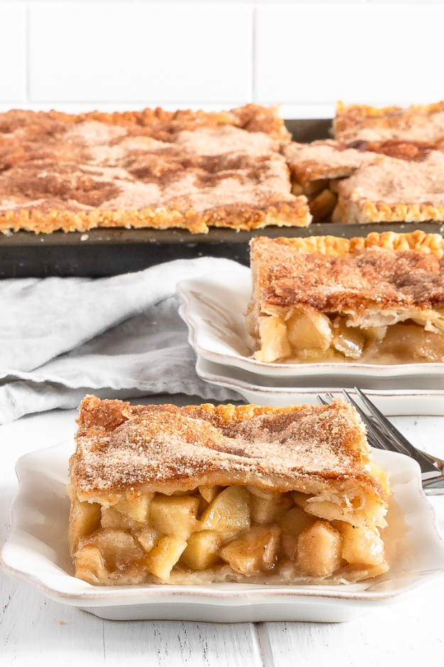 25 Fall Baking Recipes Everyone Starts Craving the Minute Temperatures Drop 25 Fall Baking Recipes Everyone Starts Craving the Minute Temperatures Drop